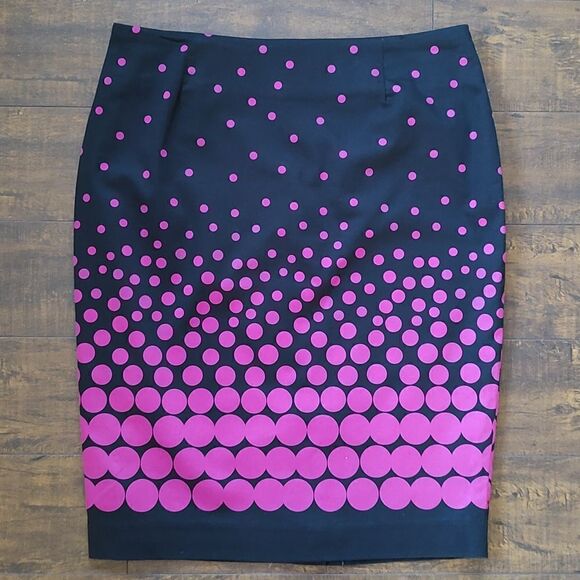 New Cleo‎ Size 6 Petite Black Lined Polka Dot Print Skirt - Picture 1 of 8